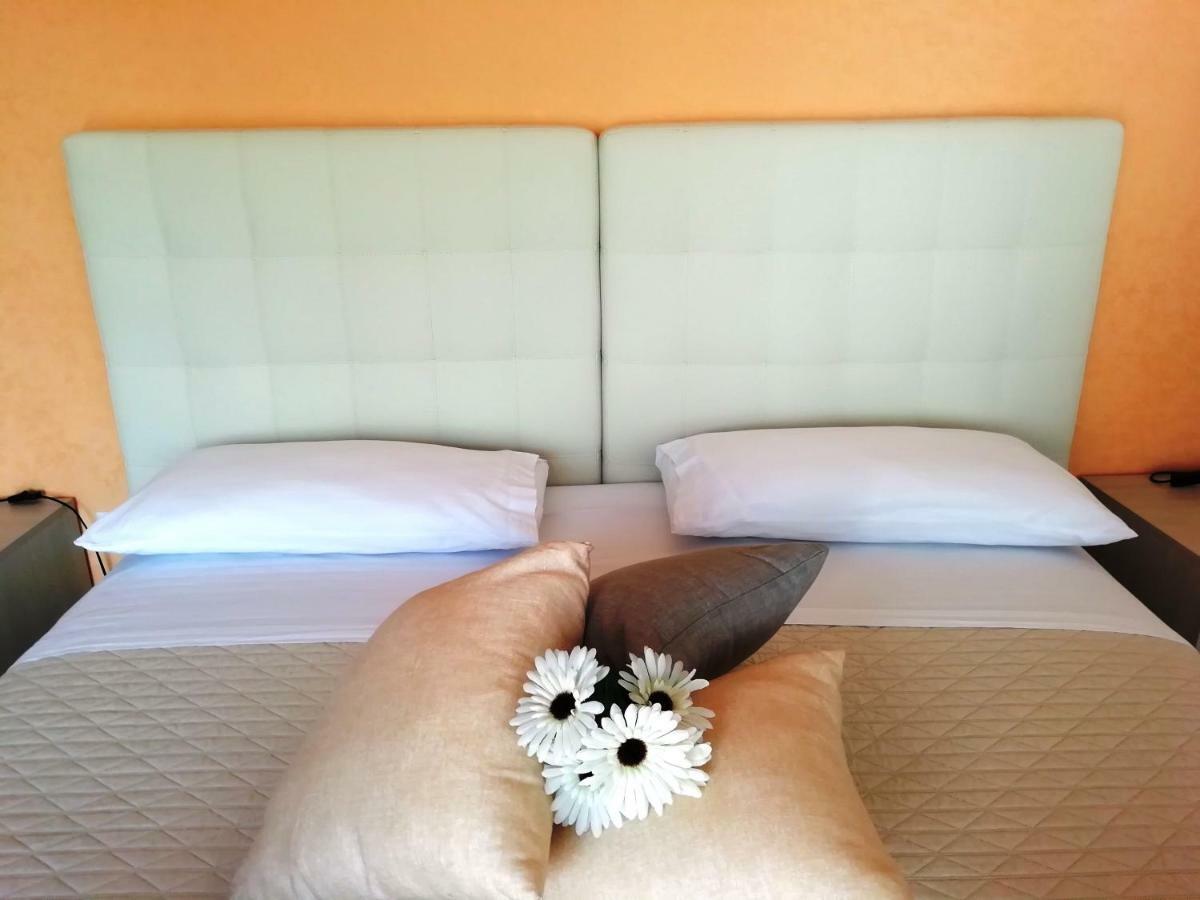 B&B Maresalento Racale Ngoại thất bức ảnh